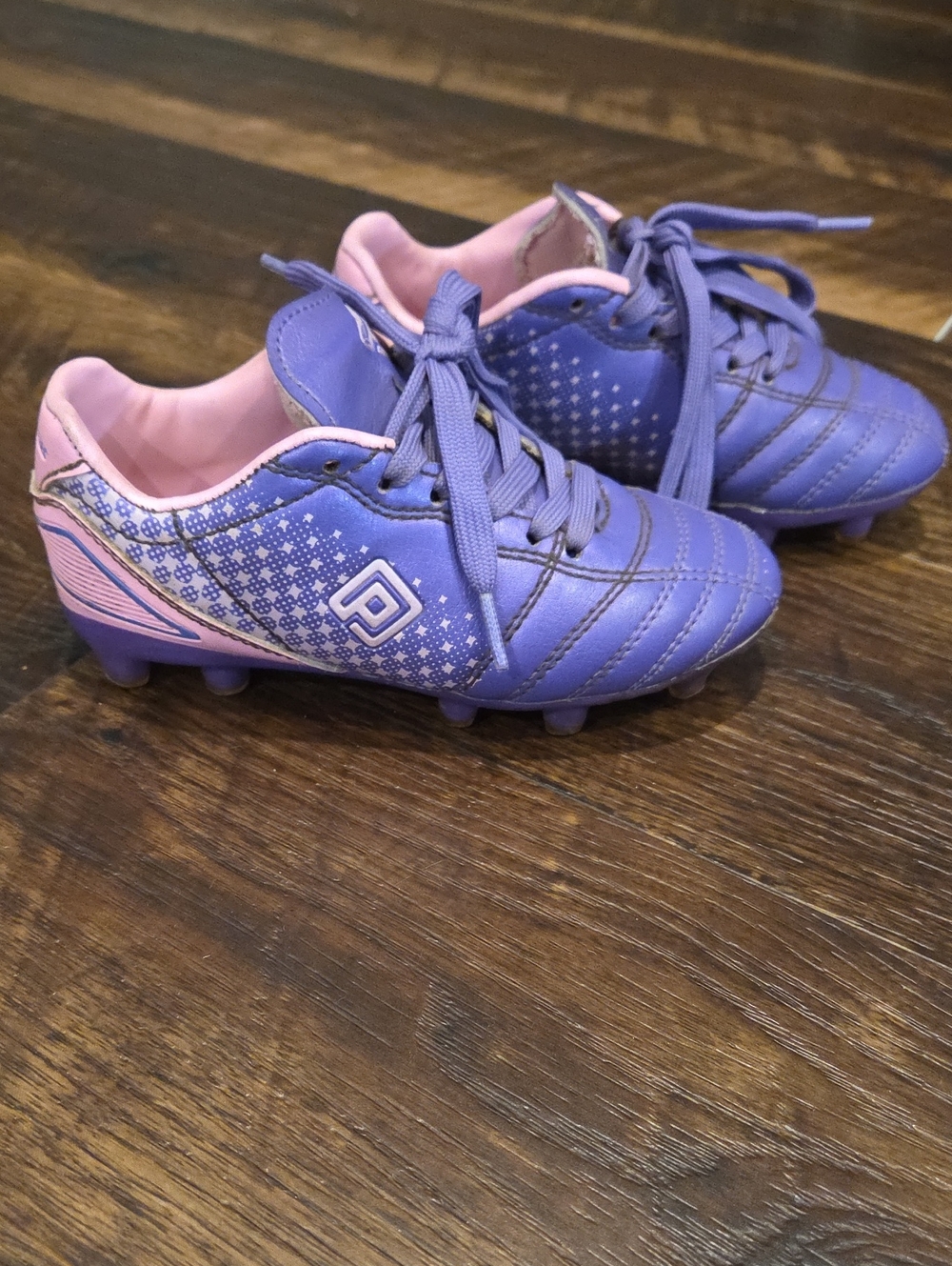 Dream Pairs Little Girl Soccer Cleats - Picture 3 of 6